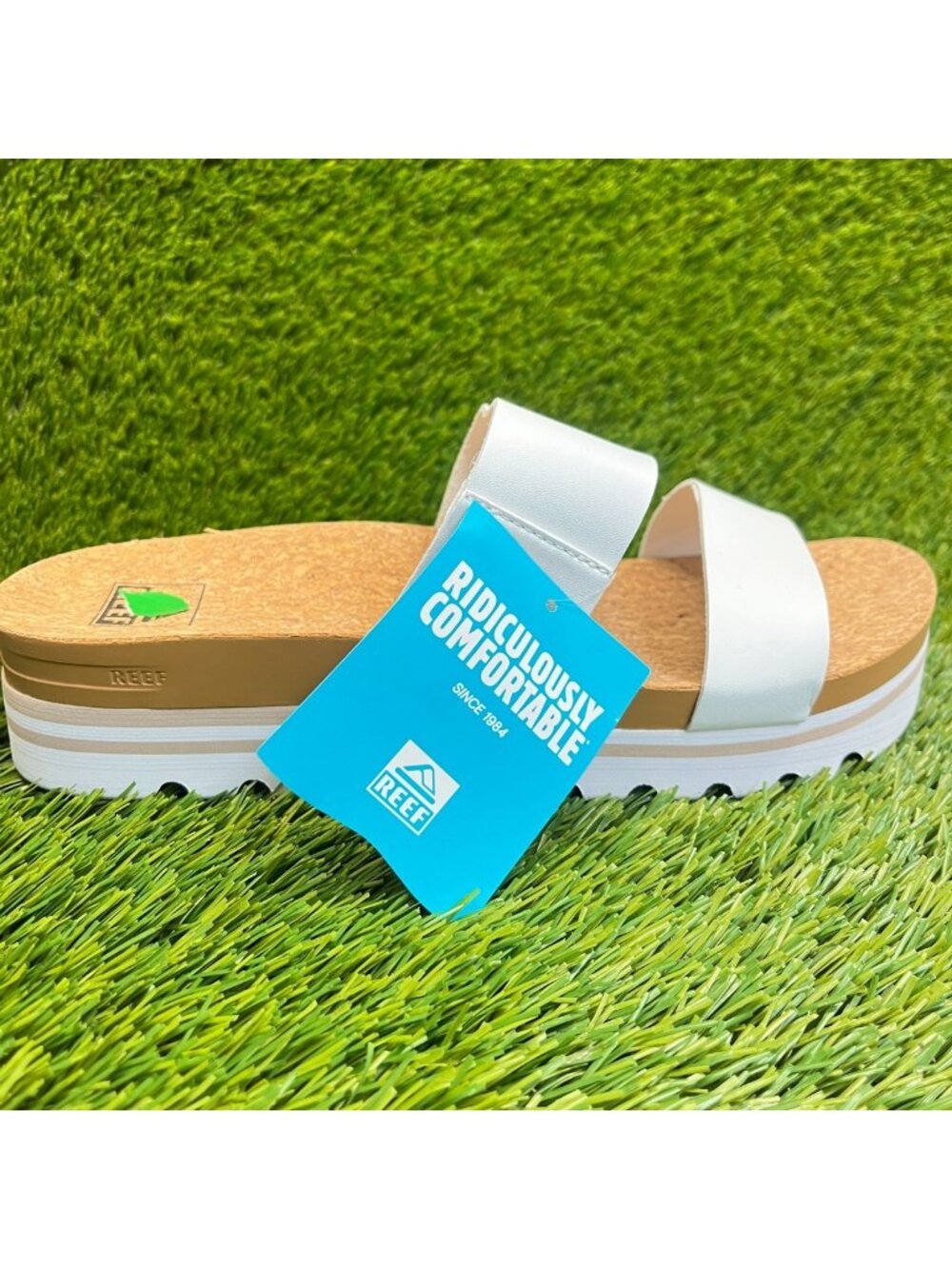 Reef Cushion Vista Hi Platform Womens Size 9.5 White Beach Outdoor Slide Sandals